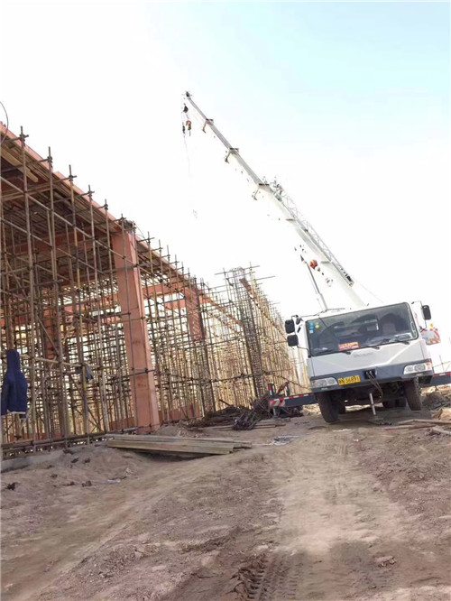 望花区吊车作业的安全注意事项有哪些？