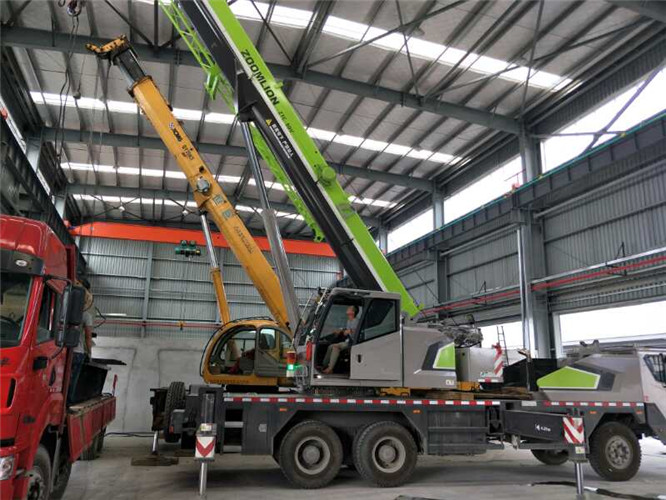 望花区高空车出租需要注意哪些安全事项？